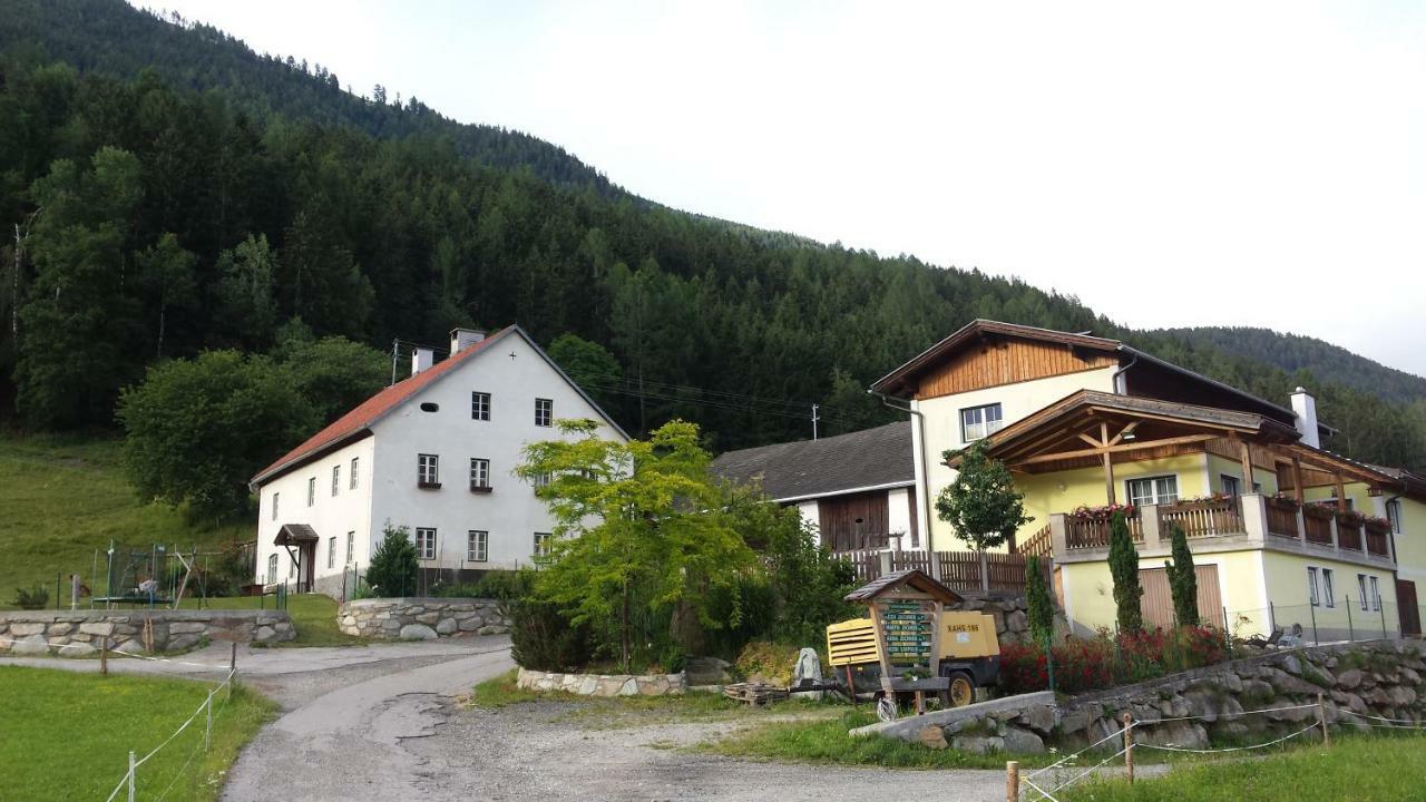 Ferienwohnung Am Bauernhof Zechner Heidi Flattach Εξωτερικό φωτογραφία